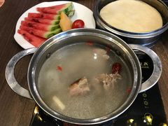 虫草花养生汤锅底-龙聚德北京烤鸭(沙坪坝华宇A馆店)