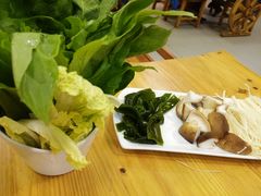 蔬菜拼盘-可汗大营·涮火锅烤全羊烧烤家常菜(武汉分店)