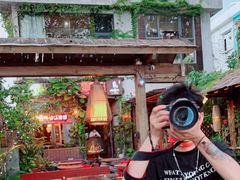 -城墙外BAR