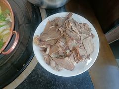 -匠牛亭·锅物烧肉放题自助(昆百大·泰业城店)
