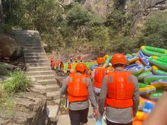 -雅鲁激流探险漂流