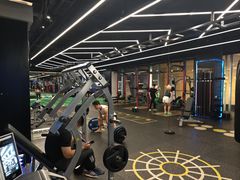 -懒人Club健身(卓越时代广场店)