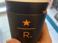 -星巴克臻选(上海合生汇1F店)