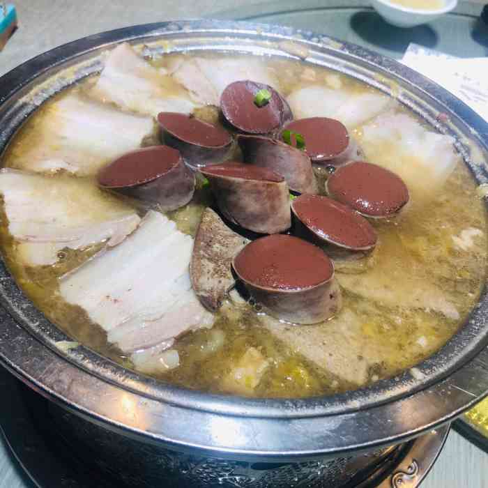 老韩杀猪菜(小份菜八中店)-"今天开车来到阿城,我们几个好友一起泡个