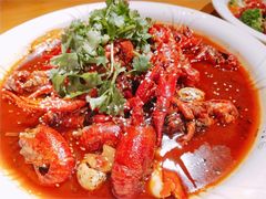 精品油焖龙虾-别院里音乐餐酒吧(双流航空港店)