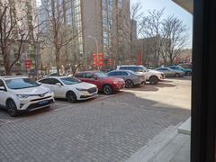 -蓝天国际游泳培训基地(华腾园店)