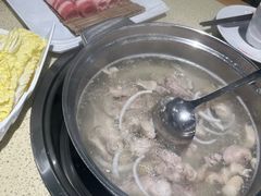 -煲大王猪肚鸡·椰子鸡火锅(红谷滩万达店)