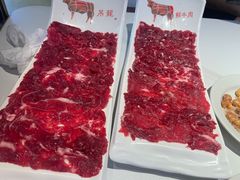 -左庭右院鲜牛肉火锅(金山万达店)