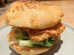 黄金三脆多汁鸡堡-必胜客(华都店)
