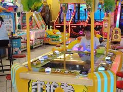 -爱玩嘉年华(龙湖源著天街店)