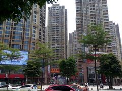 -寓米精品公寓(普君北路地铁站店)