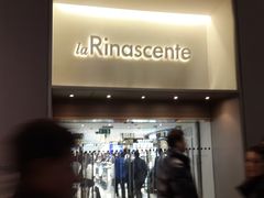 -文艺复兴百货(米兰大教堂广场店)