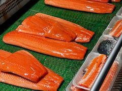 -渔人湾码头海鲜市场负二楼