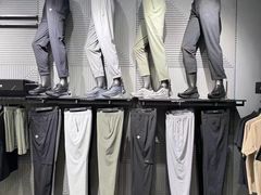 -迪桑特DESCENTE(青岛山东路万象城店)