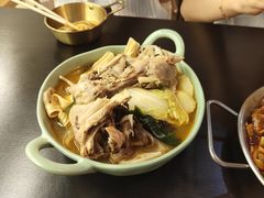 -满格嗦新疆椒麻鸡火锅.炒米粉(川大江安校区店)