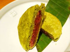 抹茶鲜花饼-云海肴·汽锅鸡·云南菜(高德置地店)
