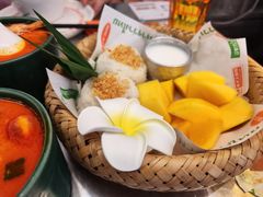 -小小集渔·泰式大排档(太古里香槟店)
