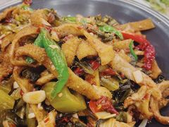 干锅酸菜羊肚-米赫曼新疆餐厅·清真(老沪闵路店)