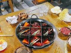 -正南齊北重庆老火锅(光华村直营店)