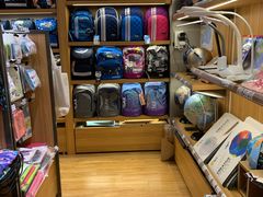 -百新书局(尚悦湾店)
