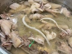 -东椰·海南椰子鸡火锅(朝阳门店)