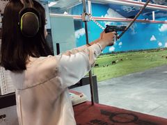 -都市枪神实弹射击俱乐部