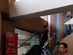-麦当劳(乳山路店)