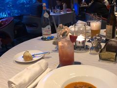 -迪拜帆船酒店海底餐厅