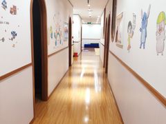 -抱抱熊托育中心(大悦城店)