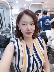 -TOP HAIR SALON