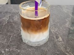 -宁波宝信宝马4S店(江北日湖店)