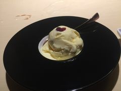 -余欢领鲜火锅(新街口店)