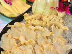 -鲜入围煮花胶鸡海鲜火锅