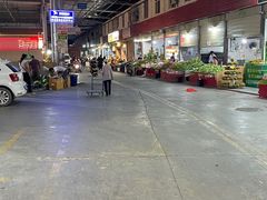 -曼阁市场水果批发市场