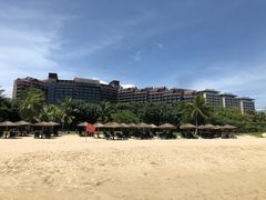 -三亚湾海居铂尔曼度假酒店