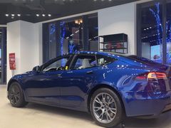 -TESLA 特斯拉(上海太古汇体验店)