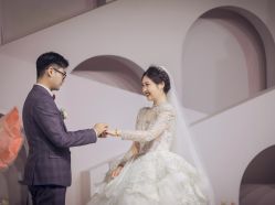 -红丝高端婚礼中心(旗舰店)