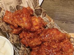 -BHC炸鸡(明洞总店)