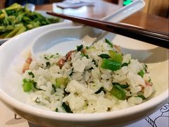 上海咸肉菜炒饭-南小馆(迪士尼小镇店)