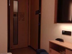 -快乐大桶水养生足浴SPA(前兴路店)