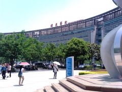 曙光-上海中医药大学附属曙光医院(东部)