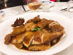 -景月阁空中食府(希尔顿酒店)