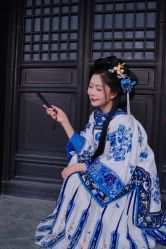 -一揽芳华汉服旗袍体验馆(拙政园店)