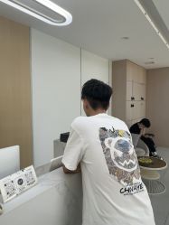 -首脑美发沙龙