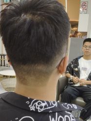 -苏豪路易士·嘉玛发廊