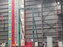-极限PLAY运动娱乐新世界·团建派对潮玩休闲馆·室内蹦极高空游乐园