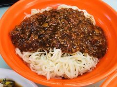拌炸酱面-食惠里小笼包面馆(越秀店)