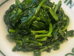 -一坐一忘云南菜(嘉里中心店)