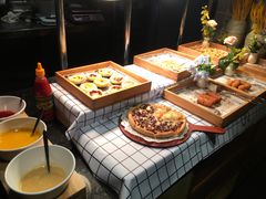 -领鲜活海鲜榴莲自助火锅(东门店)