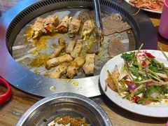 招牌厚切猪五花-三肥两瘦烤肉(鹿城店)